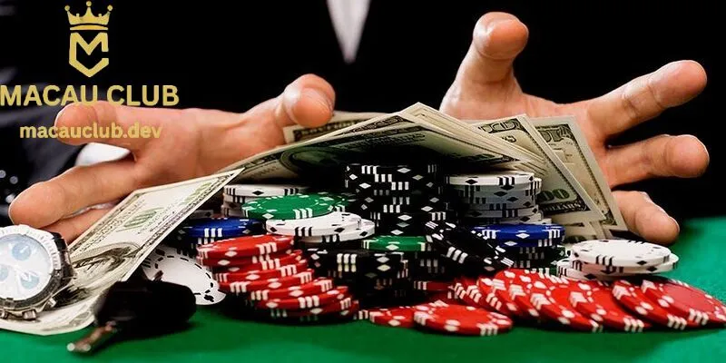 Người chơi không nên quá lạm dụng Bluff quá nhiều lần